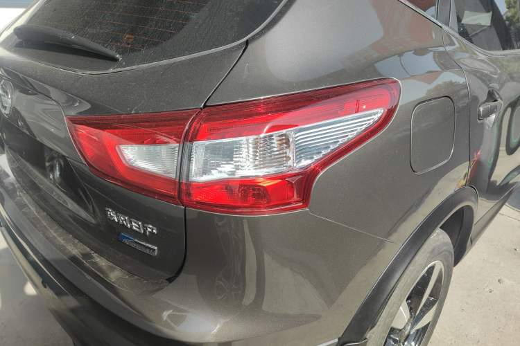 Used Nissan Qashqai 2016 2.0L CVT Luxury Edition
