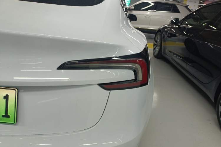 Used Tesla Model 3 2023 Long-Range All-Wheel-Drive Version