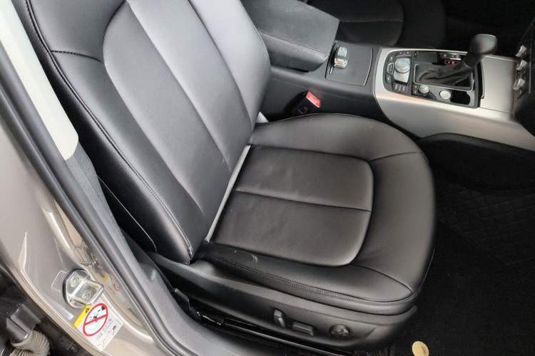 Used Audi A6L 2015 TFSI Millionth Anniversary Intelligent Model Right Front Seat