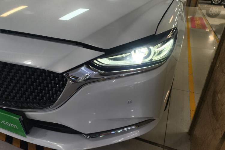 Used Mazda Atenza 2020 2.0L Blue Sky Luxury Edition
