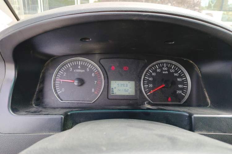 Used FORTHING Lingzhi 2018 M3 1.5L 5-Seat Base Model Instrument Cluster