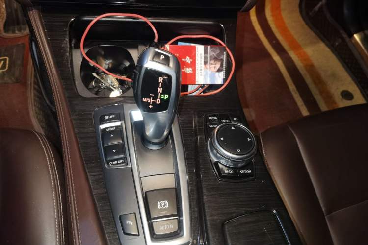 Used BMW 5 Series 2014 525Li Luxury Design Package
