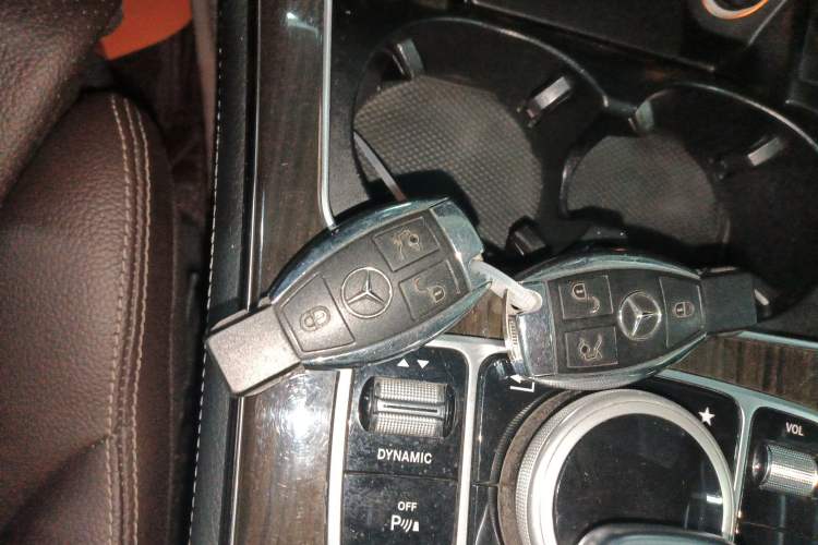 Used Mercedes-Benz GLC 2018 GLC 260 4MATIC Dynamic Edition Vehicle Key