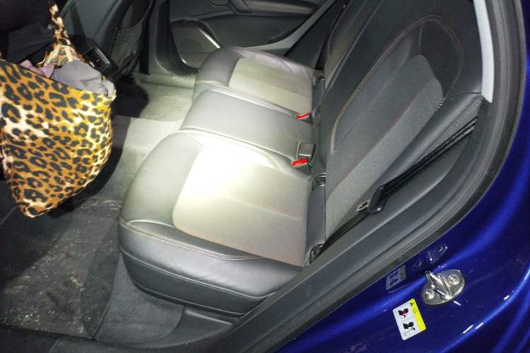 Used Audi Q5L 2018 40 TFSI Prestige Fashion Edition China V Left Rear Seat