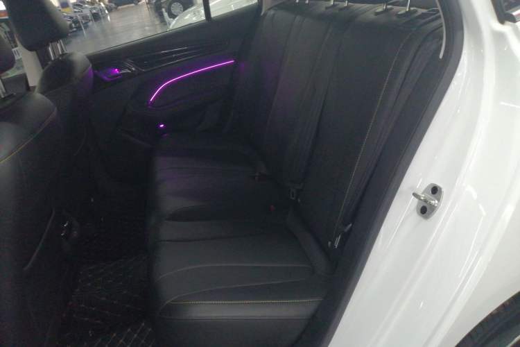 Used Roewe i5 2021 Revised Version 1.5L CVT Diamond Edition