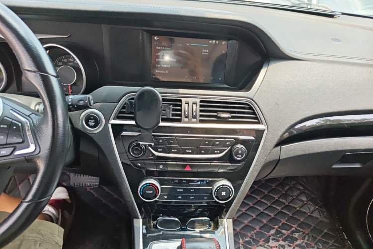 Used Leopaard CS10 2017 2.0T Automatic Luxury Model
