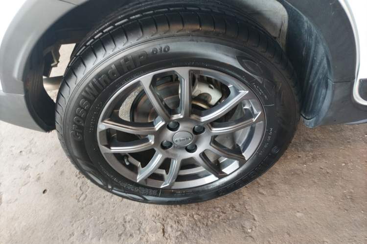 Used Geely Auto Vision X3 2021 PRO 1.5L CVT Deluxe Model