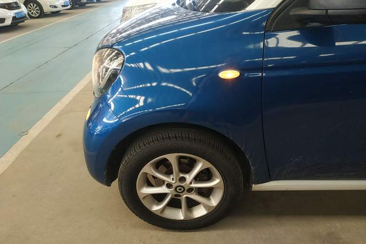 Used smart forfour 2016 1.0L 52 kW Dynamic Edition
