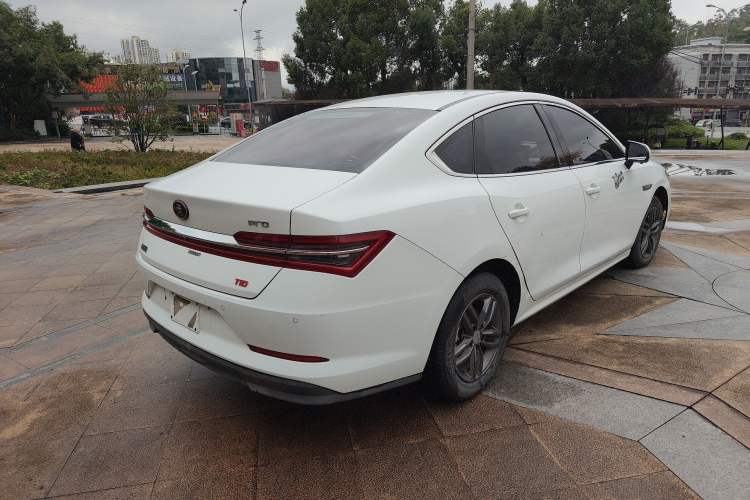 Used BYD Qin Pro 2018 1.5TI Automatic Smart Connect Fendong Model
