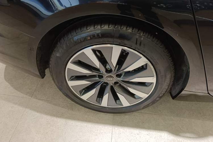 Used Audi A6L 2024 45 TFSI Prestige Elegant Edition
