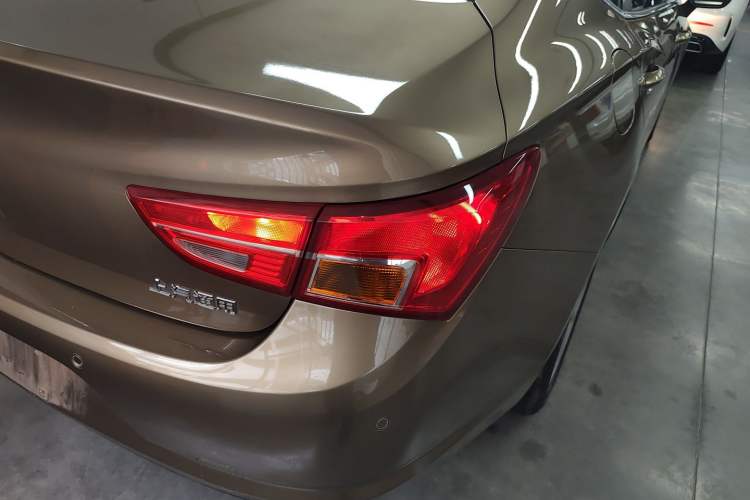 Used Buick Verano 2017 Sedan 15S Automatic Entry Model Exterior 3