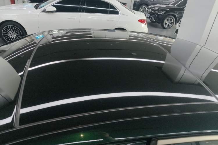 Used Jaguar XFL 2023 XFL 2.0T P250 Two-Wheel-Drive Elite Sport Gold Edition
