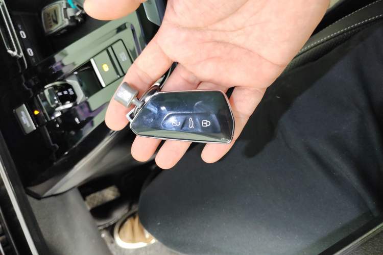 Used Volkswagen Talagon 2023 Facelift 380TSI All-Wheel-Drive Luxury Jiajing Pro 6-Seater
