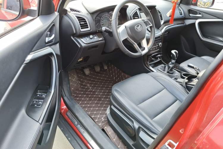 Used HYOSOW S6 2016 1.5T Manual Leading Model Driver Seat