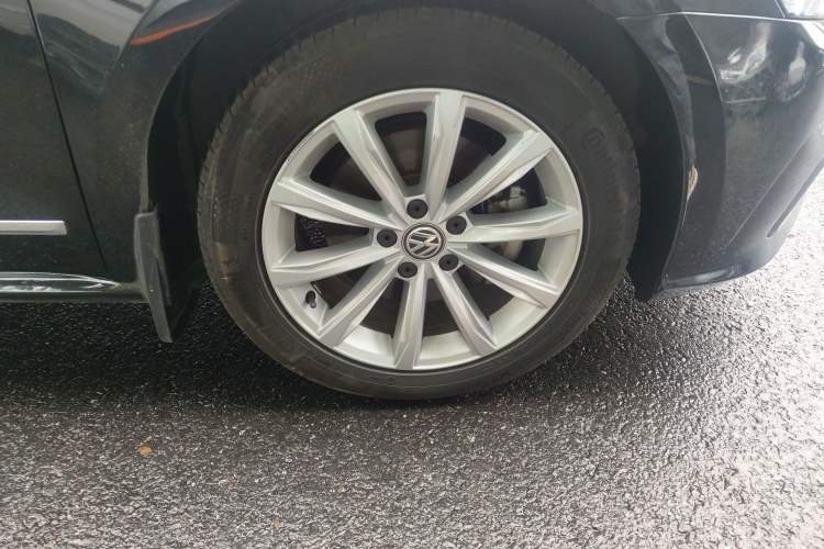 Used Volkswagen Passat 2017 330TSI DSG Luxury Edition
