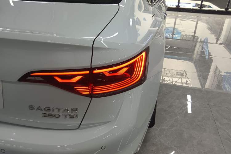 Used Volkswagen Sagitar 2023 280TSI DSG Beyond Lite Edition Right Rear Taillight