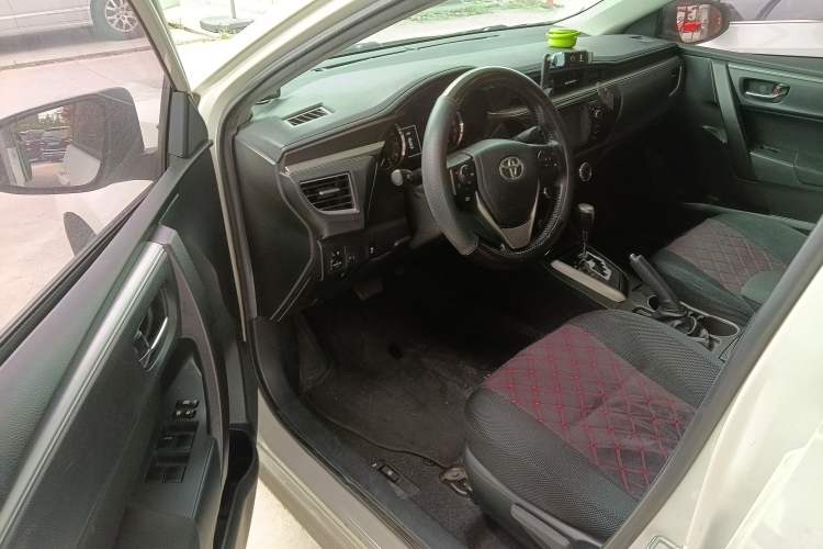 Used Toyota Levin 2014 1.8 GS CVT Elite Edition Driver Seat