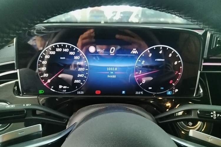 Used Mercedes-Benz E-Class 2024 E 300 L Luxury Model Instrument Cluster