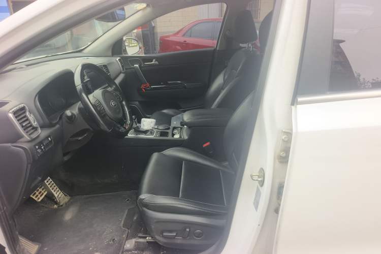 Used Kia KX5 2016 1.6T Automatic Two-Wheel Drive DLX Left Front Seat