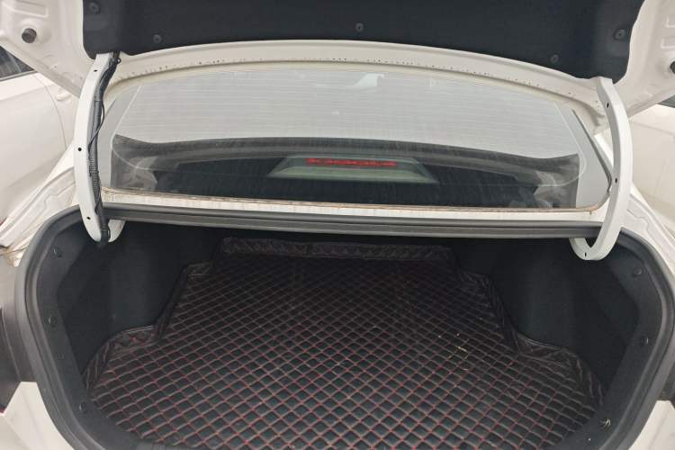 Used CHANGAN Eado 2019 1.6L GDI Manual Value Edition China VI Standard

