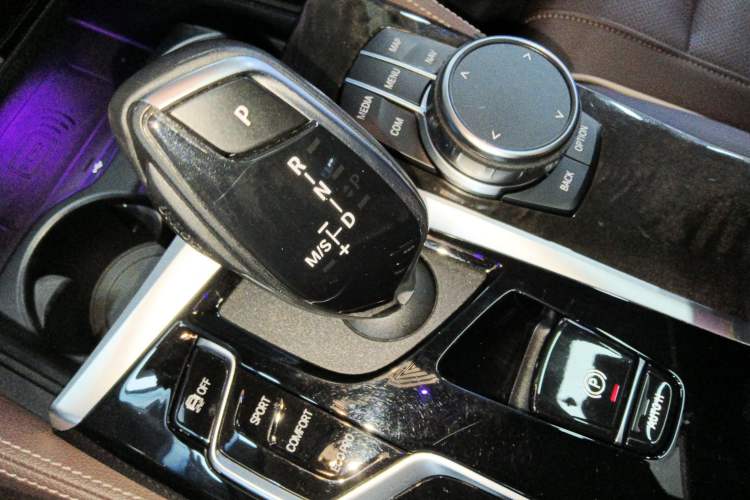 Used BMW 5 Series 2022 Second Facelift 525Li Luxury Package
