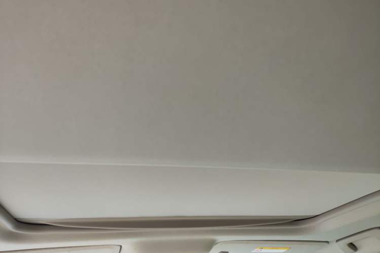 Used Buick GL8 2018 28T Luxury Model China VI Standard
