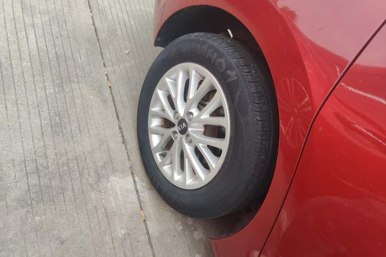 Used Kia K2 2017 Sedan 1.4L Manual Transmission GLS