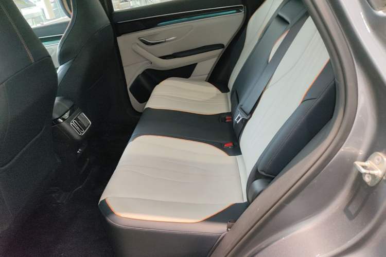 Used BYD Song PLUS New Energy 2021 DM-i 110KM Flagship Model
