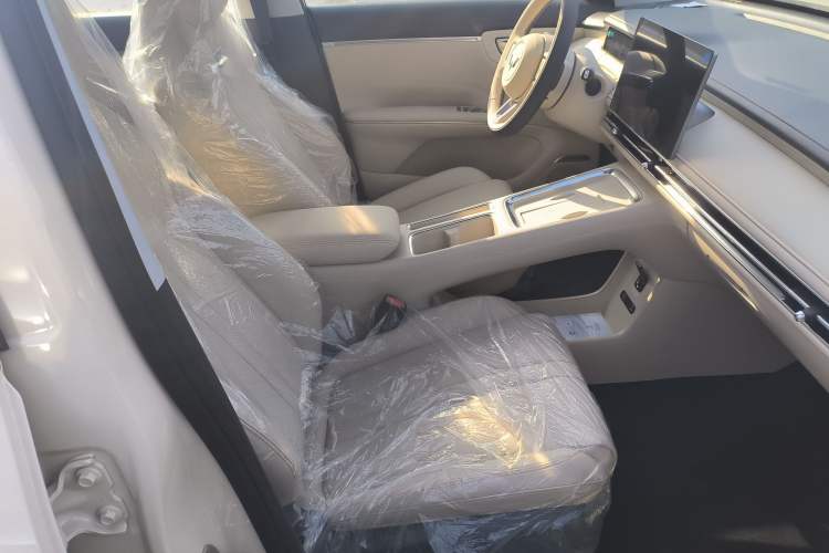 Used Wuling Bingo S 2025 Model 325km Deluxe Edition
