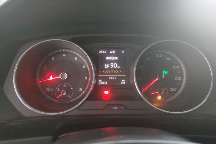 Used Volkswagen Tiguan L 2018 Revised Version 330TSI Automatic Two-Wheel Drive Comfort Edition Instrument Cluster