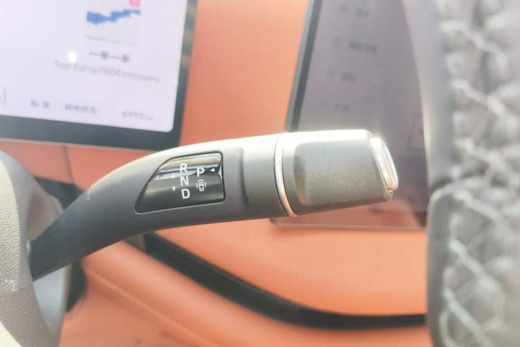 Used Wey Lanshan 2025 Four-Wheel Drive Ultra Gear Lever