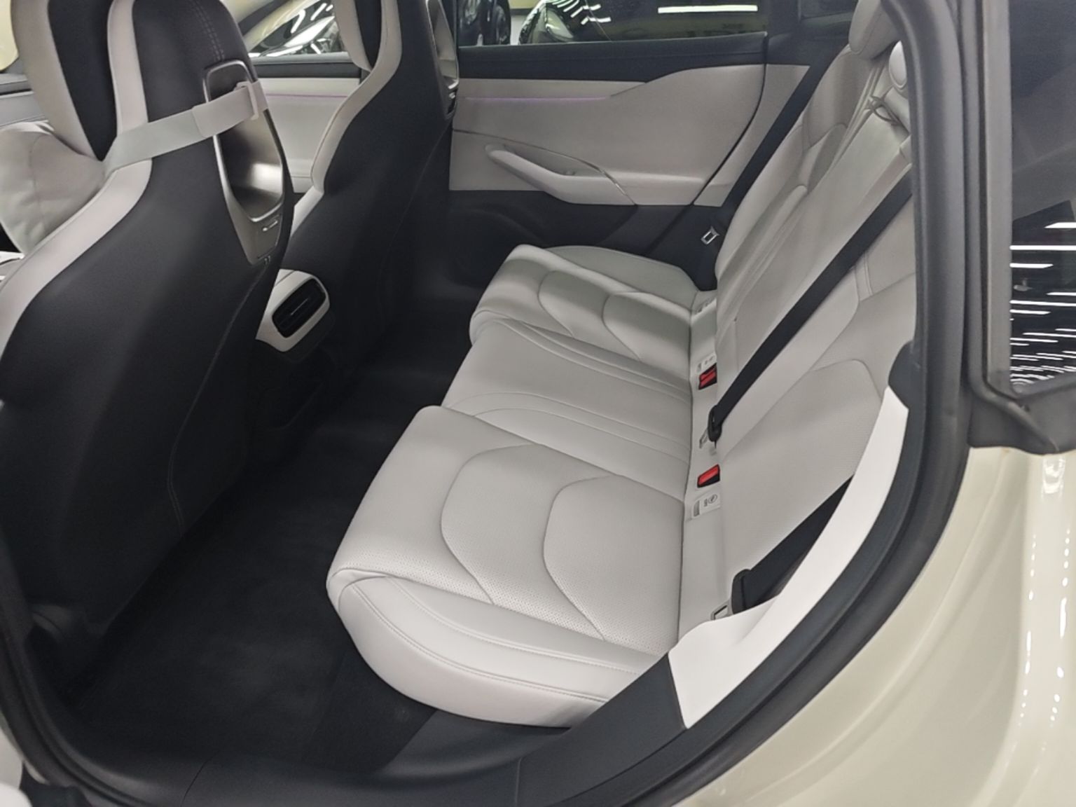 Xiaomi Auto SU7 2024 Rear-Drive Long-Range Intelligent Driving Version — снимка 20