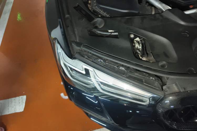 Used BMW 5 Series 2021 530Li Leading Model M Sport Package Right Front Headlight