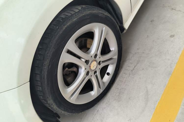 Used Mercedes-Benz A-Class 2015 A 180 Exterior 4