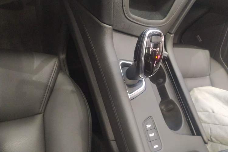 Used Cadillac XT5 2018 28E Four-Wheel Drive Tech Version