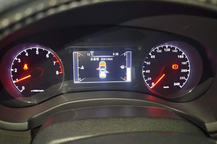 Used BYD Song 2016 GaiShi Edition 1.5TI Manual Elite Model Instrument Cluster