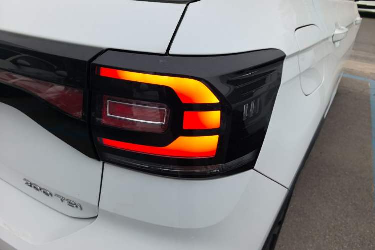 Used Volkswagen Tacqua 2023 200TSI DSG Joy-Connect Edition
