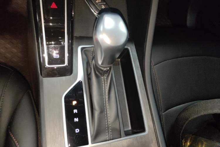 Used Roewe i5 2023 1.5L CVT Luxury Edition
