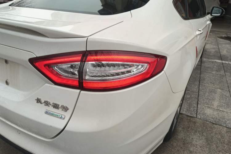 Used Ford Mondeo 2013 2.0L GTDi 200 Fashion Edition