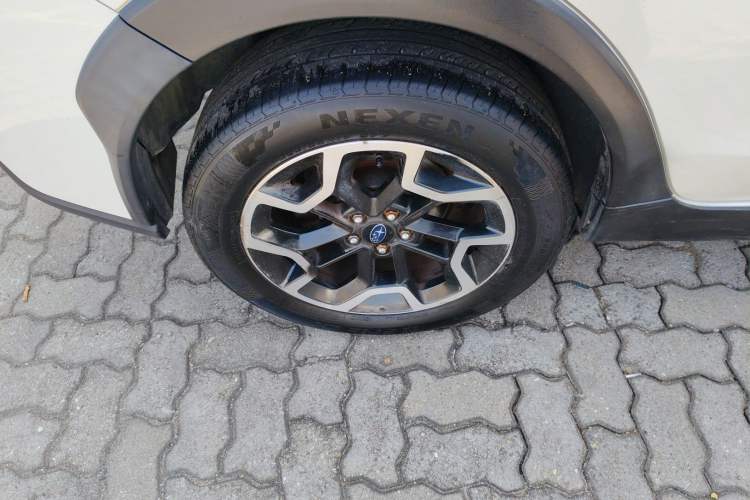 Used Subaru XV 2016 2.0i Comfort Navigation Edition
