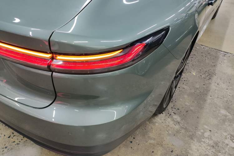 Used Nio ET7 2022 75 kWh Exterior 2