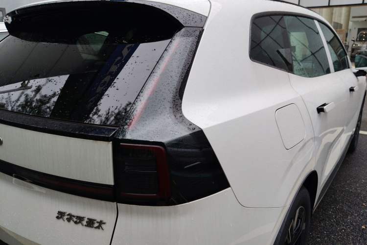 Used Volvo XC70 Plug-in Hybrid 2026 Model Four-Wheel Drive Long-Range Core
