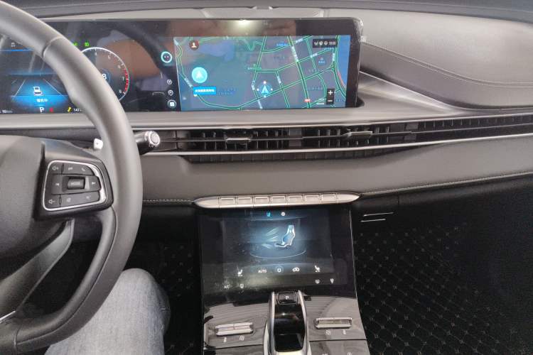 Used Chery Tiggo 8 PLUS 2021 290TGDI DCT Luxury Edition Audio And AC Panel