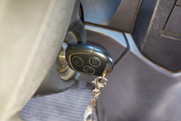 Used Ford Transit Custom 2016 2.2T Long-Wheelbase 6/7-Seater Mid-Roof Multi-Purpose Vehicle
