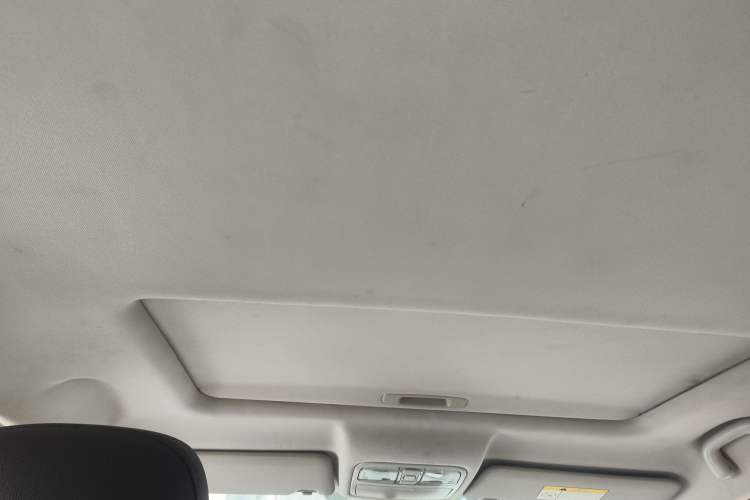 Used CHANGAN CS75 2016 2.0L Manual Luxury Version China V Standard
