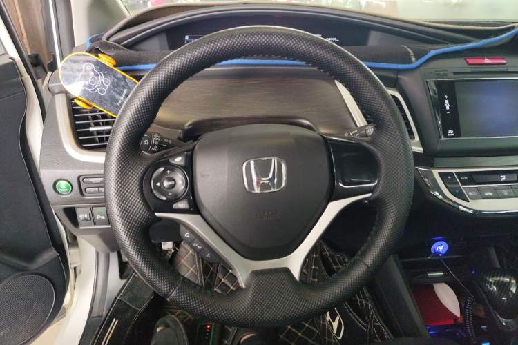 Used Honda Jade 2014 1.8L Automatic Comfort Elite Version 5 Seats
