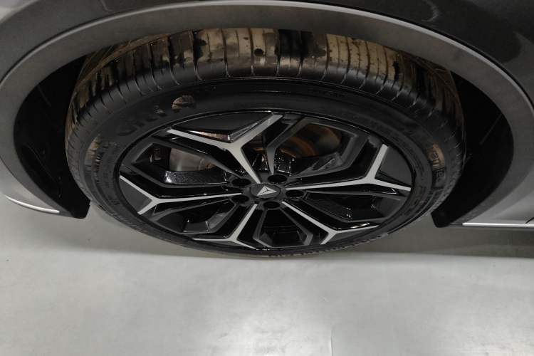 Used Deepal SL03 2025 Extended-Range Sporty Version