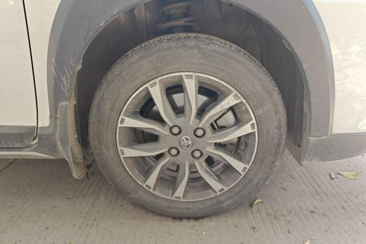 Used Toyota YARiS L Zhi Xuan 2022 X-Trail 1.5L CVT Luxury PLUS Edition
