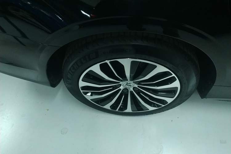 Used Volvo S90 2025 B5 Zhiyi Luxury Edition