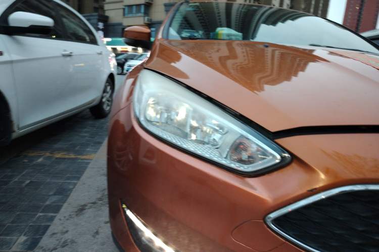 Used Ford Focus 2015 Hatchback EcoBoost 125 Manual – Ultra-Style Edition